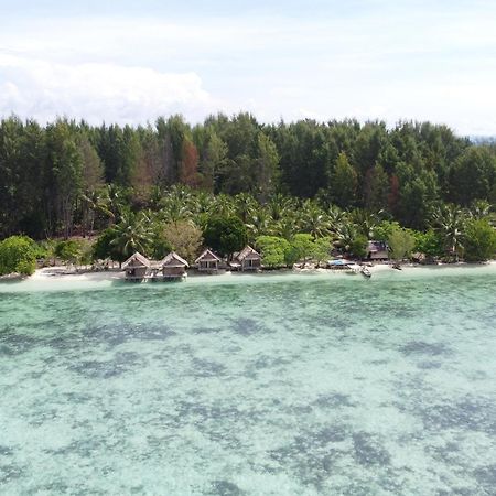 Coco Huts Guest House Waisai 外观 照片